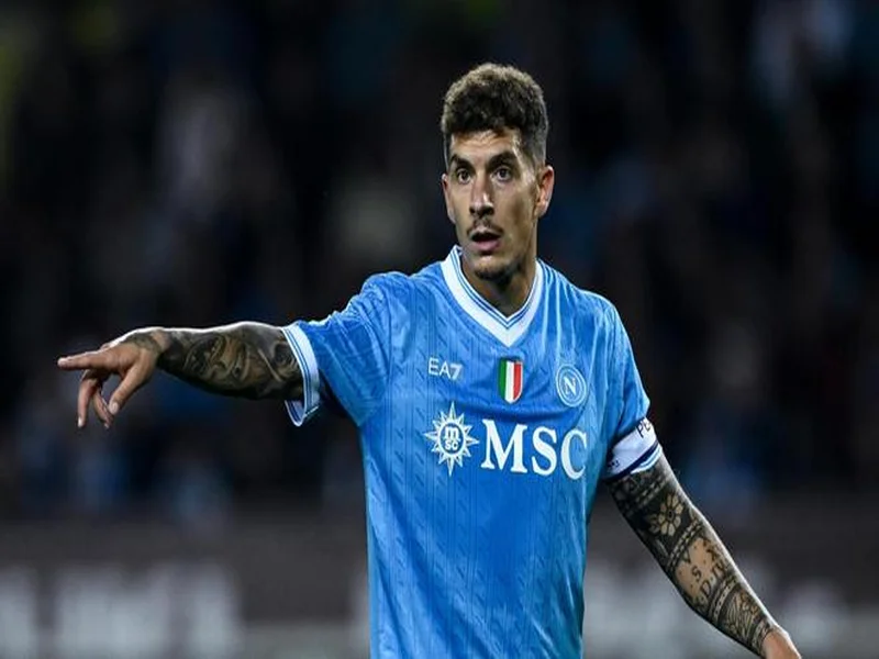 荷媒:利物浦有意阿尔克马尔新星斯密特,斯洛特对其很欣赏